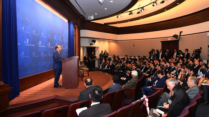 Thủ tướng Nguyễn Xuân Phúc phát biểu tại Quỹ Di sản (Heritage Foundation) - Ảnh: VGP