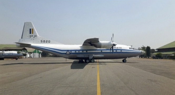 Máy bay loại Y-8 mà Myanmar mua từ Trung Quốc - Ảnh: Reuters