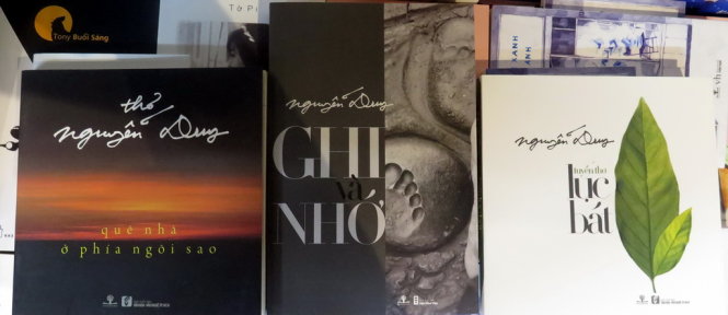 Ngoài 2 tập thơ, quyển Ghi và nhớ lần này là tập hợp nhiều bài báo, tư liệu, đặc biệt là loạt Đông Âu du ký được xem là một phần sử liệu về đời sống người Việt trong hoàn cảnh lịch sử đặc biệt - Ảnh: L.Điền