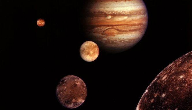 Sao Mộc và 4 mặt trăng của nó: Io, Europa, Ganymede và Callisto - Ảnh do tàu thăm dò Voyager chụp