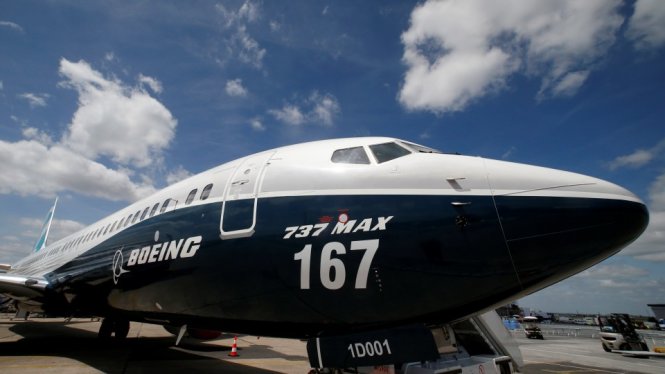 Một chiếc Boeing 737 Max chuẩn bị cho lễ khai mạc Triển lãm Hàng không Paris tại Le Bourget gần Paris - Ảnh: Reuters