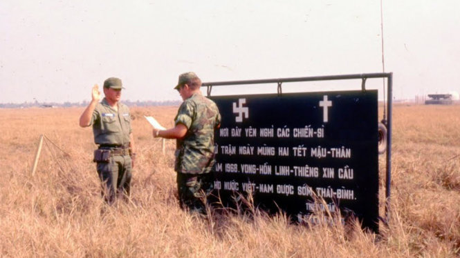 Bức ảnh ghi rõ nơi chôn cất các chiến sĩ bộ đội hi sinh mùng 2 Tết Mậu Thân -
 Ảnh: Cựu binh Mỹ David Cave