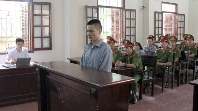 Bị cáo Lý Nguyễn Chung tại phiên tòa - Ảnh: Hoàng Đức