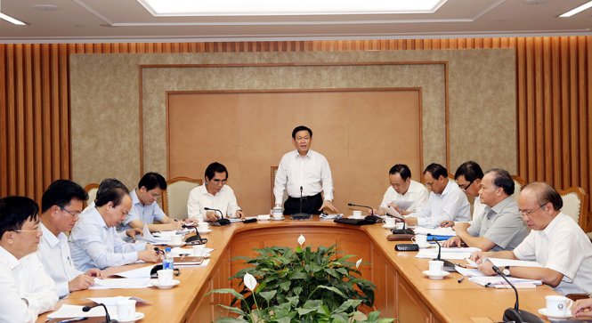 Phó Thủ tướng Vương Đình Huệ yêu cầu Bộ kế hoạch và Đầu tư họp kiểm điểm trách nhiệm cá nhân, tổ chức làm chậm trễ trong giải ngân vốn đầu tư công - Ảnh: T.C
