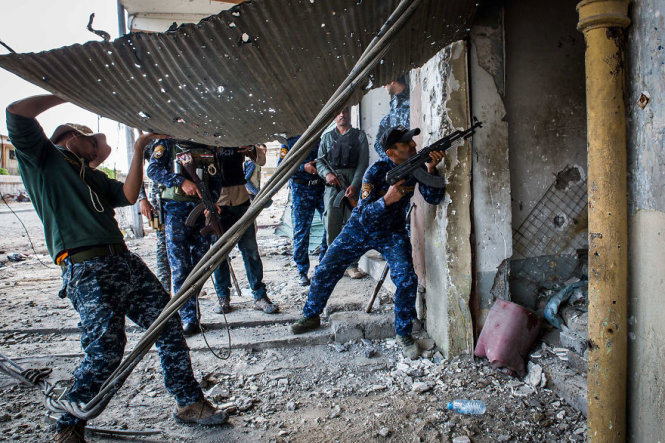 Lực lượng Iraq tiến vào nhà hát nghi bị gài chất nổ ở Mosul