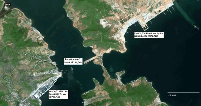 Toàn cảnh căn cứ hải quân Sinpo. Một tàu ngầm thế hệ mới có khả năng phóng tên lửa đạn đạo đang được phát triển tại căn cứ này - Ảnh: Google Earth