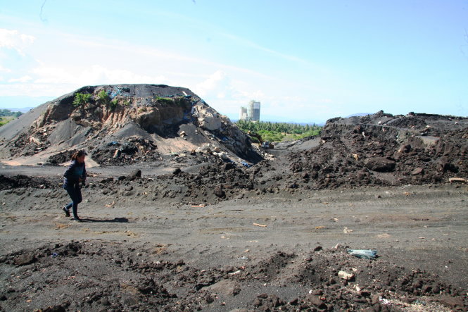 Một góc bãi thải hạt nix tại Ninh Hòa (Khánh Hòa) - Ảnh: P.S.N.