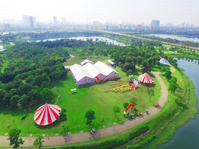 ​Công viên Yên Sở, một trong những địa điểm vui chơi, sinh hoạt ngoài trời nổi tiếng nhất Hà Nội