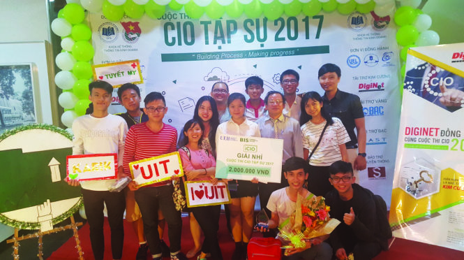 Sinh viên Khoa Hệ thống Thông tin đạt giải nhì cuộc thi “CIO tập sự 2017”