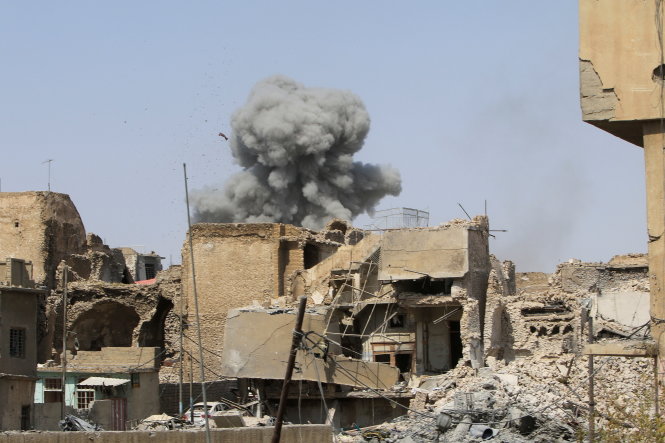 Thành phố Mosul tan nát sau những cuộc giao tranh và sự tàn phá có chủ ý của IS - Ảnh: Reuters
