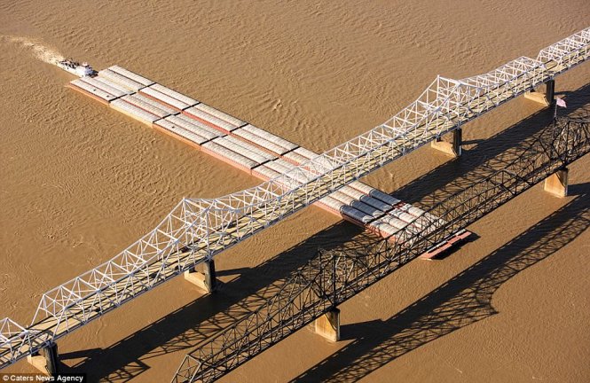 Cầu Old Vicksburg ở Mississippi, Mỹ.