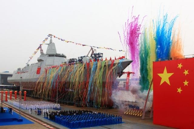 Tàu khu trục mạnh nhất châu Á Type 055 sẽ sớm gia nhập Hải quân Trung Quốc trong năm tới - Ảnh: Reuters