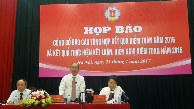 Theo ông Nguyễn Minh Tân, kiểm toán trưởng chuyên ngành 3 Kiểm toán nhà nước, có tình trạng lãng phí hàng trăm tỉ đồng trong việc sử dụng thiết bị y tế - Ảnh: LÊ THANH