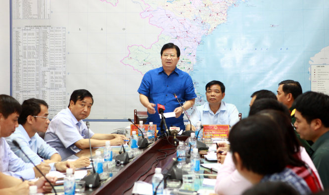 Phó Thủ tướng Trịnh Đình Dũng yêu cầu vận hành hồ chứa khoa học để đảm bảo an toàn- Ảnh: TUẤN PHÙNG