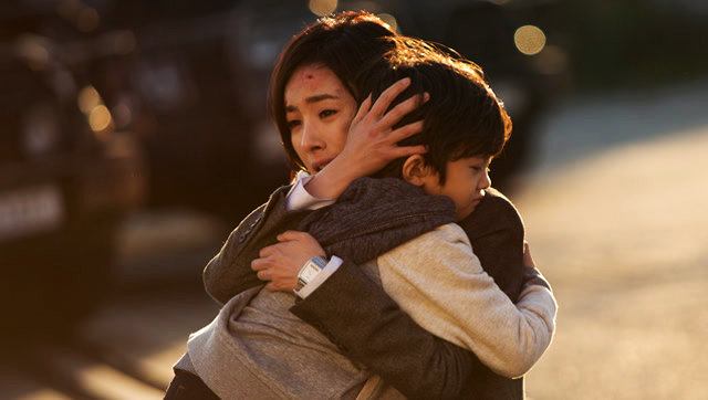 Dương Mịch và diễn viên nhí Trương Nghệ Hàn đóng vai mẹ con, tình mẫu tử đã khiến người xem vô cùng cảm động - Ảnh: Baidu