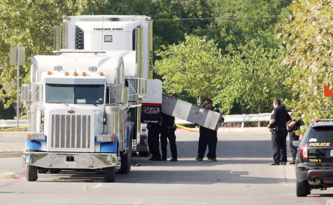 Chiếc xe tải được tìm thấy ở Texas - Ảnh: Reuters