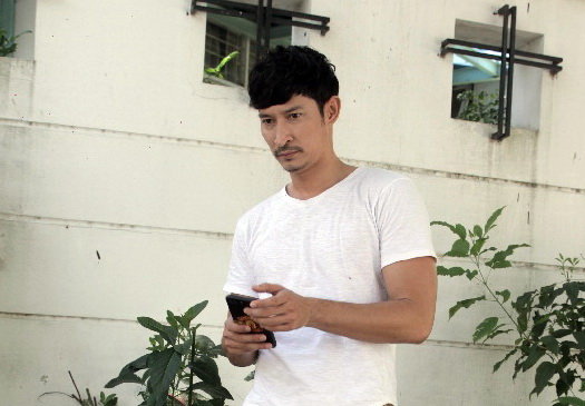 Diễn viên Huy Khánh trong phim Hẻm không sợ vợ -Ảnh: ĐPCC