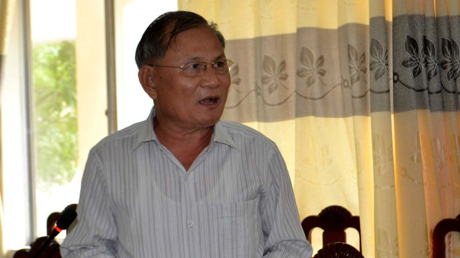 Thiếu tướng Nguyễn Tự Lực, nguyên giám đốc Công an tỉnh Phú Yên, ý kiến tại buổi tiếp xúc cử tri - Ảnh: DUY THANH