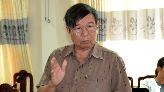 Ông Nguyễn Văn Chín, nguyên chủ nhiệm Ủy ban Kiểm tra Tỉnh ủy Phú Yên, bức xúc việc chậm công bố kết luận thanh tra các dự án “nuốt rừng” ở Phú Yên - Ảnh: DUY THANH