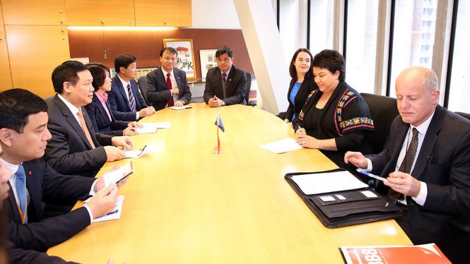 Phó Thủ tướng Vương Đình Huệ hội đàm với Phó Thủ tướng Paula Bennett trong khuôn khổ chuyến thăm New Zealand ngày 27-7 - Ảnh: Bộ Ngoại giao VN cung cấp
