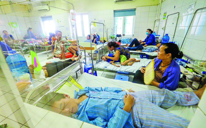 Bệnh nhân bị SXH tăng đột biến tại Bệnh viện Bệnh nhiệt đới trung ương