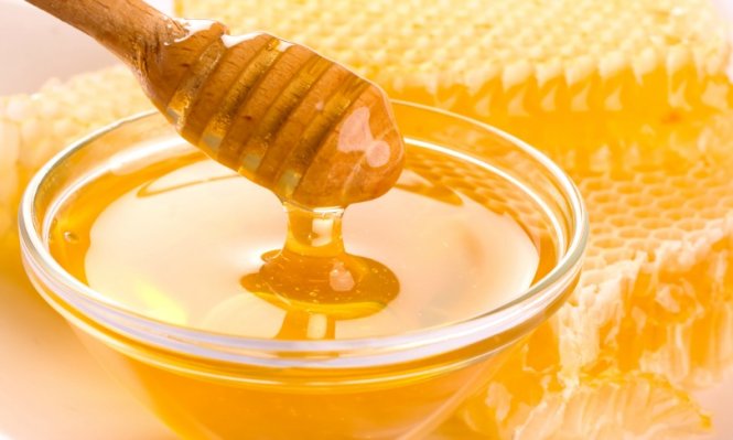 Mật ong giúp dễ chịu vì cảm giác dịu ngọt 