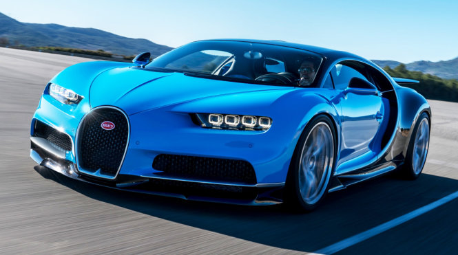 Siêu xe Bugatti Chiron là biểu tượng của tốc độ và sang trọng. Hãy chiêm ngưỡng hình ảnh đầy mê hoặc này để cảm nhận sự tinh tế của thiết kế và công nghệ hiện đại.