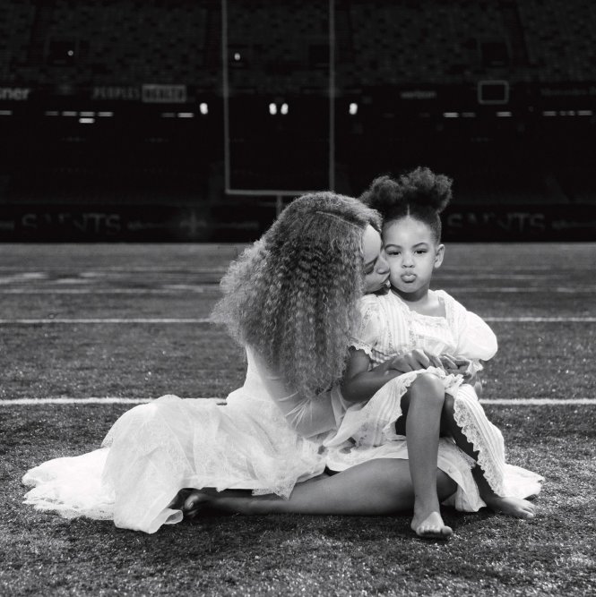 Mẹ con nữ ca sĩ Beyoncé - Ảnh: BEYONCÉ/PEOPLE
