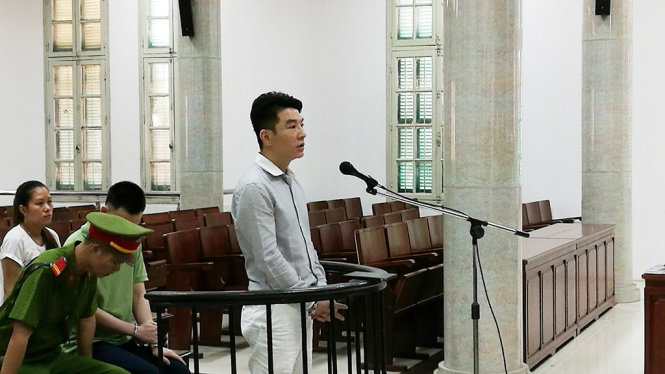 Bị cáo Hsu Ming Jung được xác định là chủ mưu trong vụ lừa đảo hơn 700 người - Ảnh: GIANG LONG