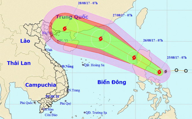 Vị trí và hướng di chuyển của bão Pakhar ngày 25-8-2017 - Nguồn: Trung tâm Khí tượng Thủy văn Trung ương