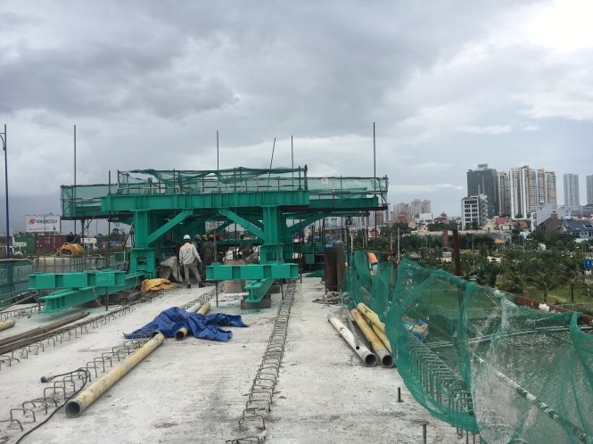 Cầu metro Rạch Chiếc là một trong 5 chiếc cầu đặc biệt ở dự án xây dựng tuyến metro số 1 Bến Thành-Suối Tiên. Ảnh: Anh Chính  - Ảnh: N.ẨN