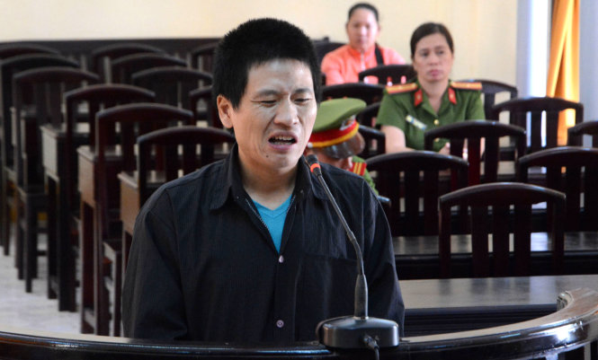 Bị cáo Kuang Weiliang nói lời sau khi trước khi HĐXX vào nghị án - Ảnh: K.NAM