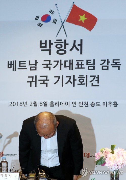 HLV Park gây “sốt” sau khi trở về Hàn Quốc