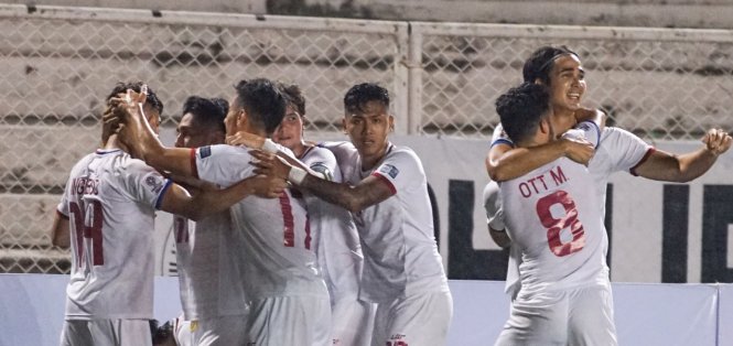 Niềm vui của các cầu thủ Philippines sau khi ghi bàn vào lưới Tajikistan. Ảnh: AFC