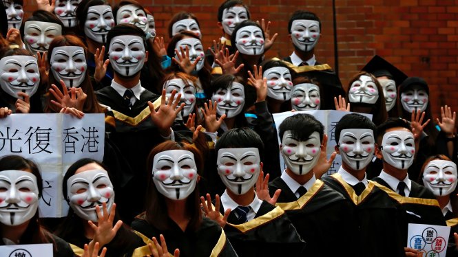 Hong Kong: Học đường biến thành chiến trường và cội rễ sâu xa