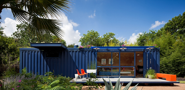 Nhà container tuyệt đẹp với khu vườn trên nóc - Tuổi Trẻ Online