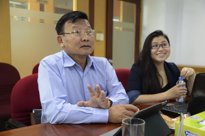 Ông Văn Đức Mười - Phó chủ CLB các doanh nghiệp dẫn đầu (CLB) tham gia buổi giao lưu trực tuyến “Cộng đồng ASEAN:  Cơ hội với người Việt “ cùng Tuổi Trẻ sáng 3-12 - Ảnh: Duyên Phan