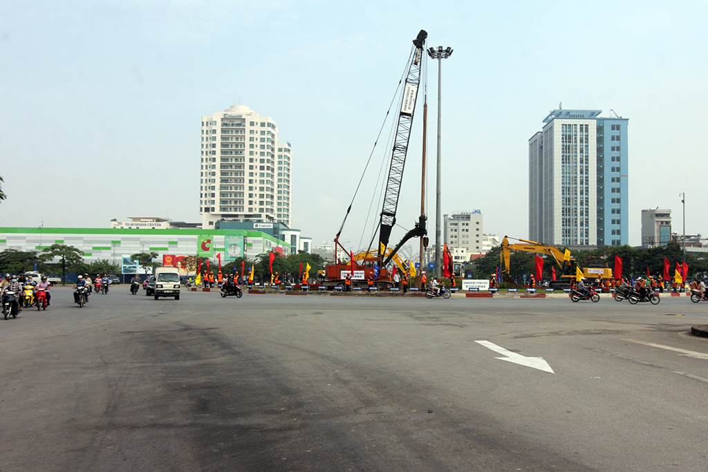 Khu vực nút giao Nguyễn Bỉnh Khiêm - Lê Hồng Phong được triển khai xây dựng cầu vượt - Ảnh: Tiến Thắng