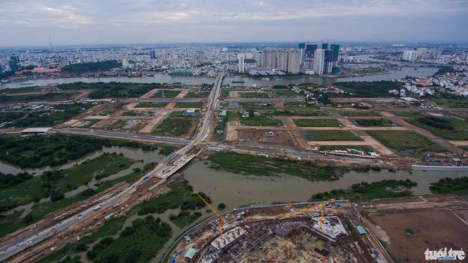 Khu dân cư ven đường Lương Định Của đã được giải toả hoàn toàn, giao mặt bằng cho các dự án của khu đô thị Thủ Thiêm - Ảnh: Thuận Thắng