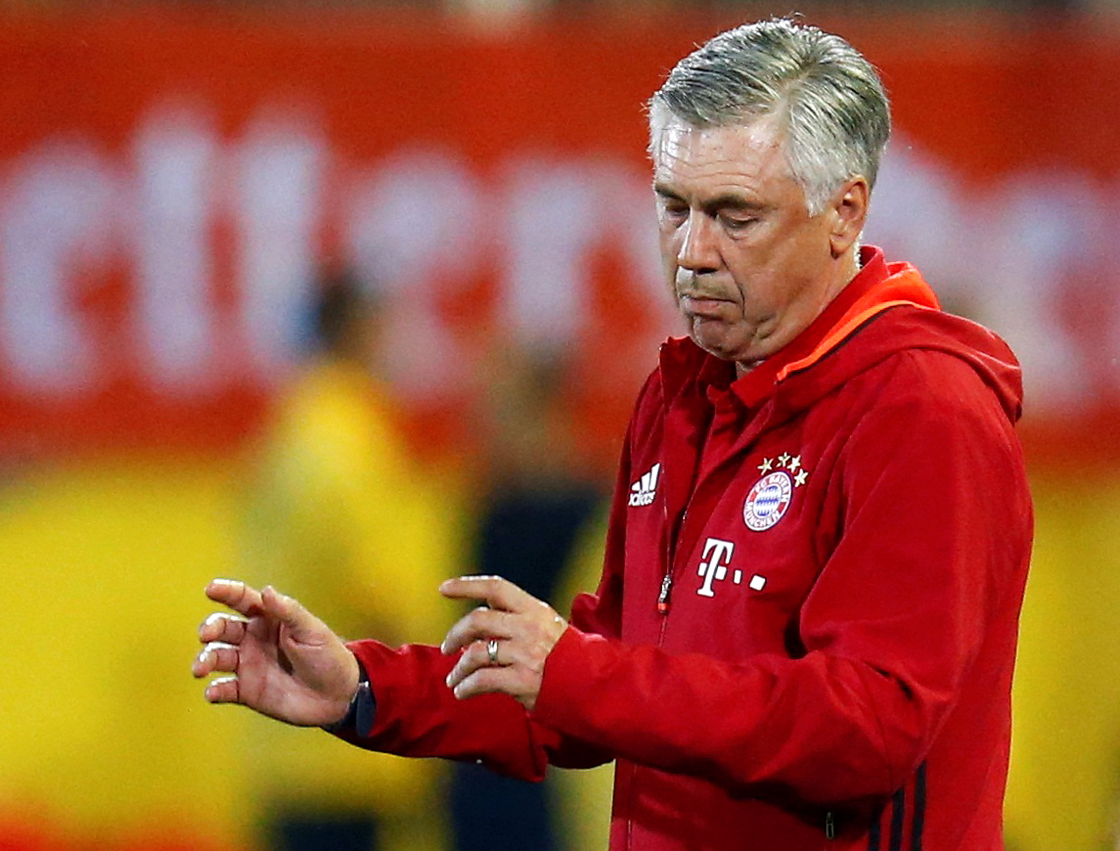 HLV Ancelotti chưa gặp trở ngại nào tại Bayern Munich. Ảnh: REUTERS