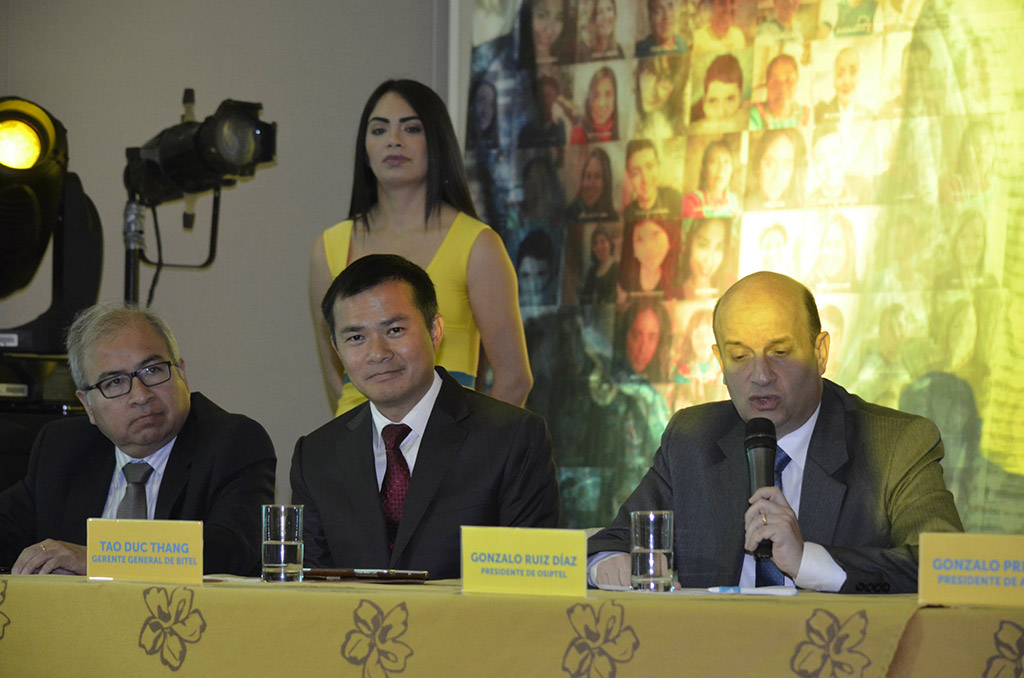 Ông Tào Đức Thắng phát biểu tại lễ khai trương 4G ở Peru
