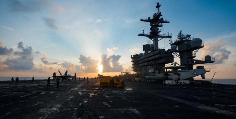 Tàu sân bay USS Carl Vinson của Mỹ ở Biển Đông ngày 8-4 - Ảnh: Reuters