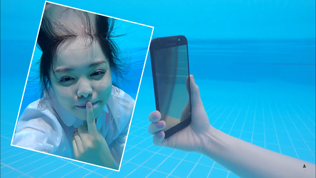 Đón mùa hè mát lạnh cùng những bức ảnh selfie dưới nước bằng Galaxy A5 2017, tại sao không?