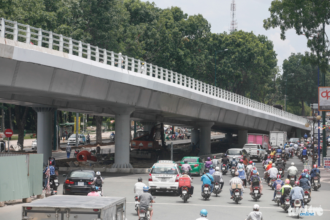 Cầu vượt Nguyễn Thái Sơn- Nguyễn Kiệm vào hoạt động sẽ tăng khả năng thông hành, giảm ùn tắc giao thông tại nút giao Nguyễn Thái Sơn- Nguyễn Kiệm, kéo giảm ùn tắc khu vực càng hàng không khu vực sân bay Tân Sơn Nhất. 