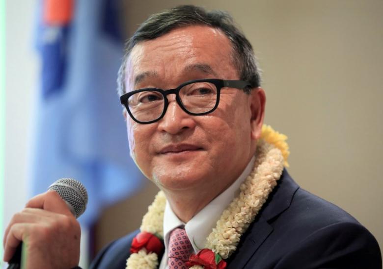 Cựu lãnh đạo đảng đối lập CNRP Sam Rainsy - Ảnh: Reuters