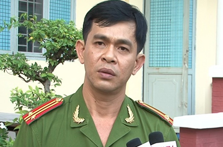 Trung tá Nguyễn Thành Nhân - đội trưởng đội 8 trong lần trả lời báo chí về các nhóm lừa đảo sử dụng công nghệ cao - Ảnh: V.V.