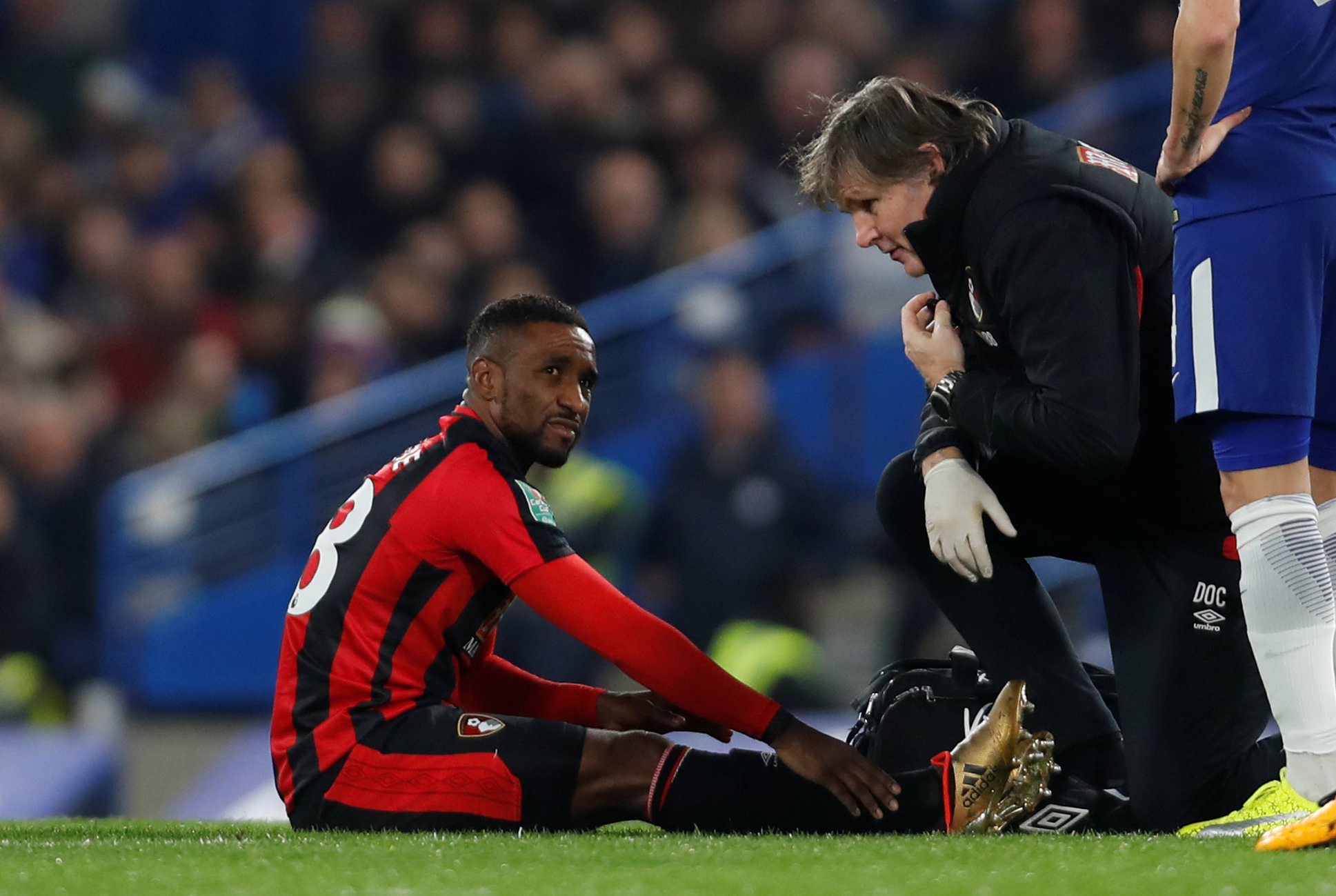 Chấn thương của Defoe khiến Bournemouth gặp nhiều khó khăn trong thời gian tới. Ảnh: REUTERS