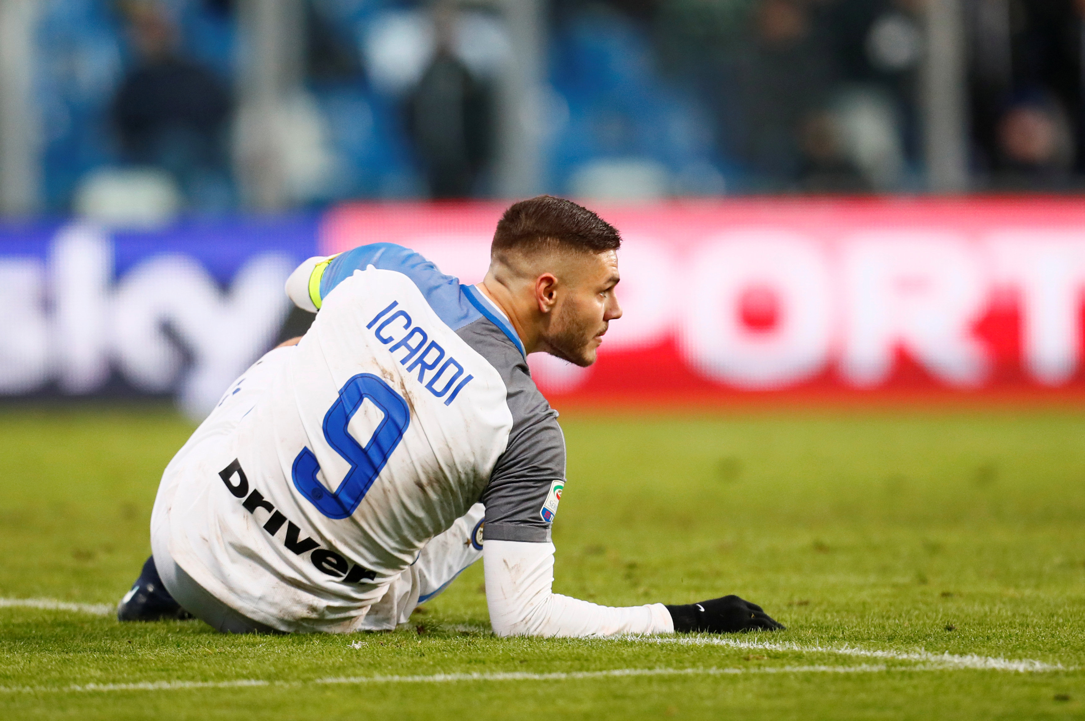 Icardi sút hỏng 11m, khiến Inter thất bại trước Sassuolo. Ảnh: REUTERS