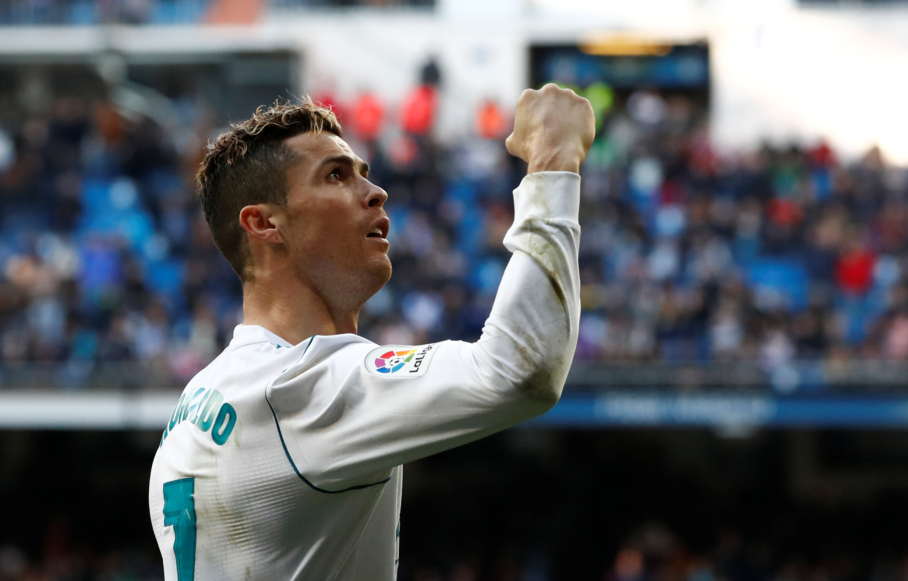 Niềm vui của Ronaldo sau khi ghi bàn cho R.M. Ảnh: REUTERS