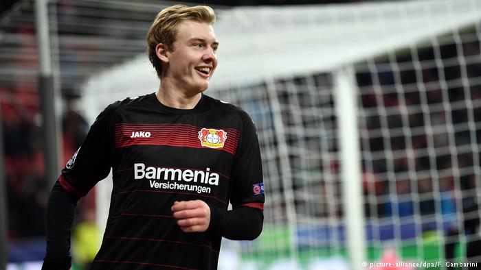 Julian Brandt đã gia hạn hợp đồng với Leverkusen đến năm 2021. Ảnh: GETTY IMAGES